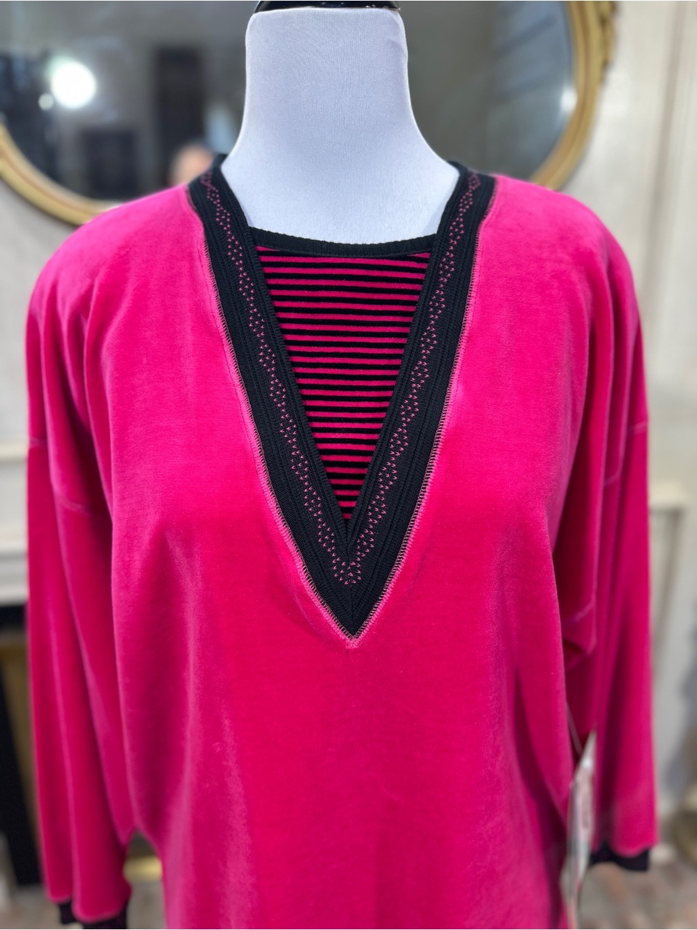 Vintage Size M Chaus Sport Top Fuschia Velour 80s Colorblock Retro - Picture 2 of 10